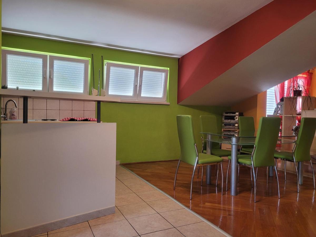 Mihe 1 Apartment Orebic