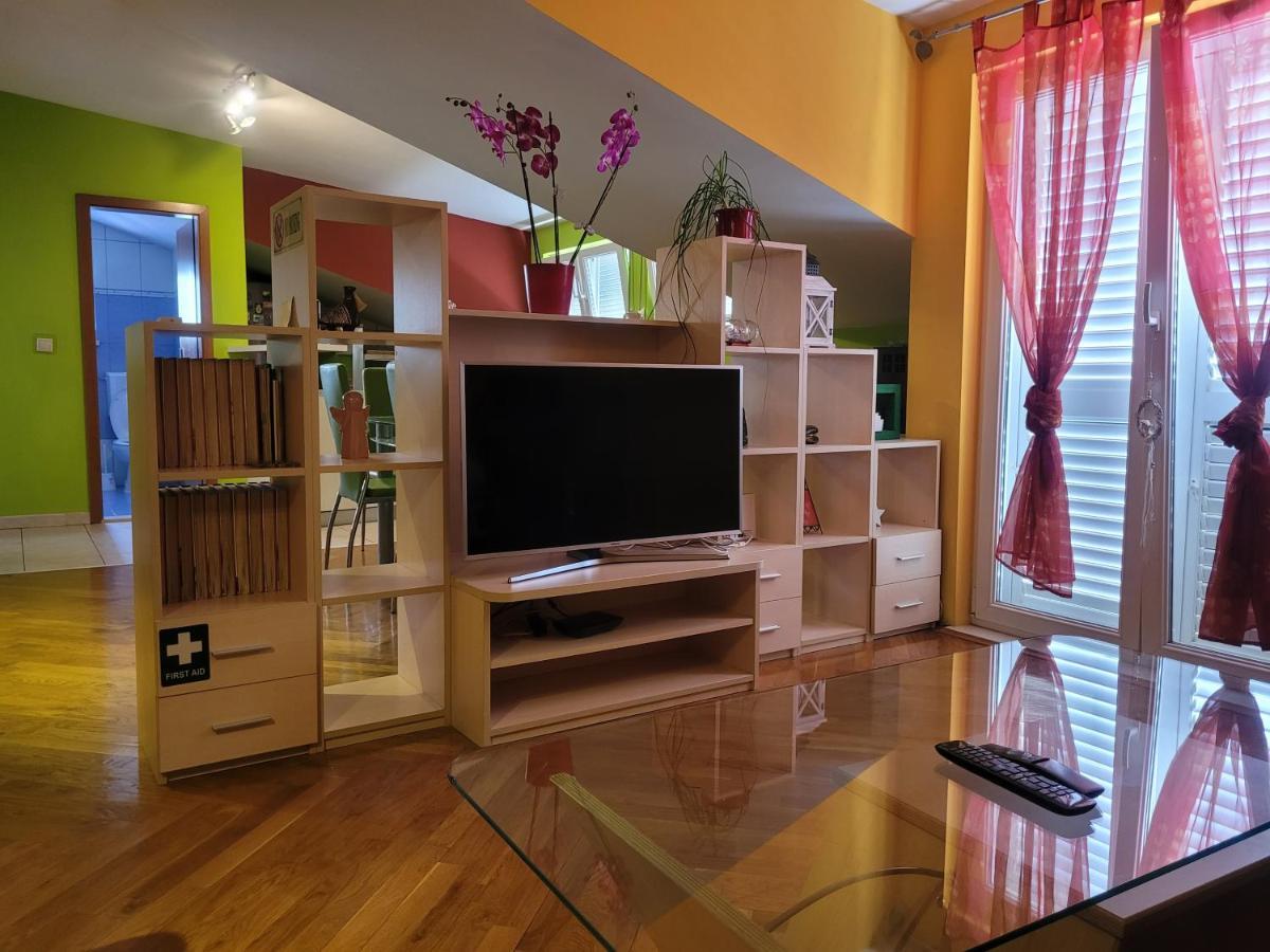 Mihe 1 Apartment *