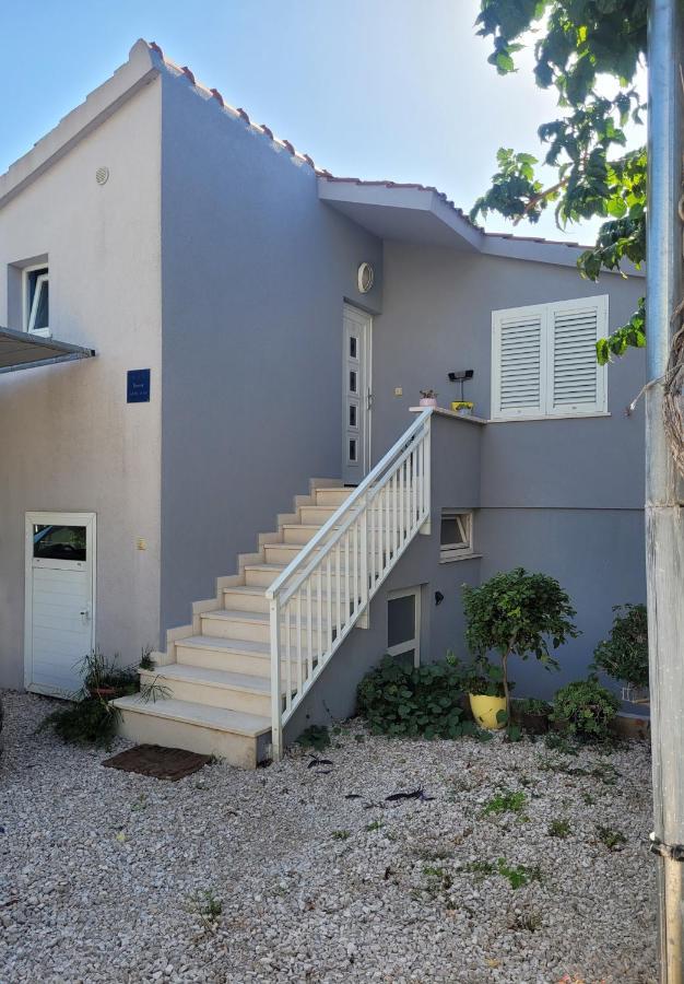 Mihe 1 Apartment *